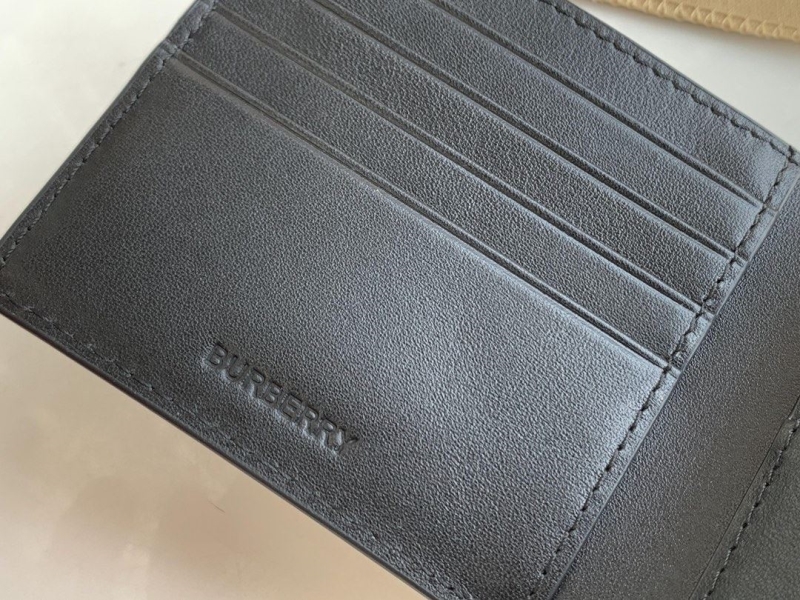 Bv*b*rry wallets